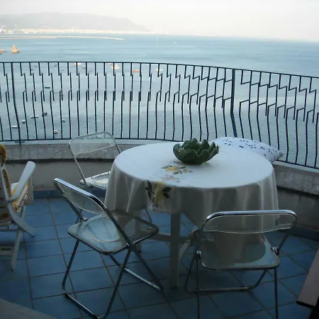 Domus Azzurra Ferienhaus